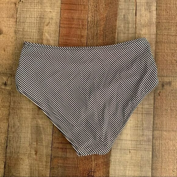 Cupshe women's size medium black and white striped high rise bikini bottom - Picture 7 of 7